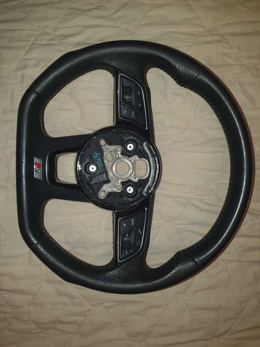 Volan tesit Audi S4 B9 second hand cu padele originale si airbag
