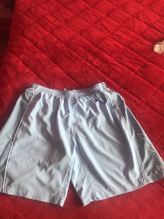 Pantaloni scurti  Hummel