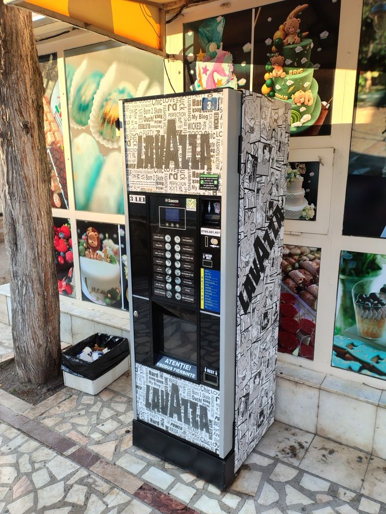 Vând automat de cafea Saeco