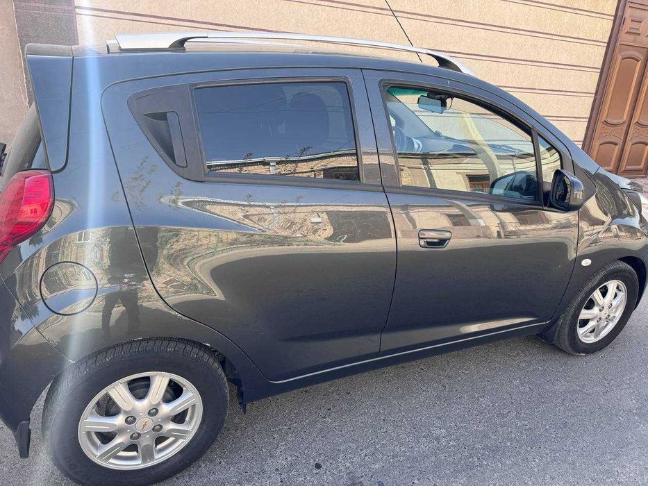 Продаётся спарк 4 поз автомат