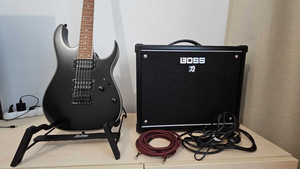 Chitara electrica Ibanez RG421EX-BKF si amplificator BOSS KATANA 50