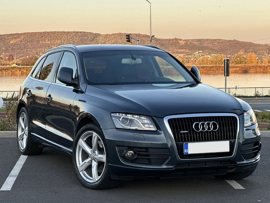 AUDI Q5 / 245 Cp / S-tronic / Quattro