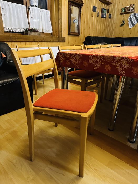 Vand set de 15 buc Scaune din lemn