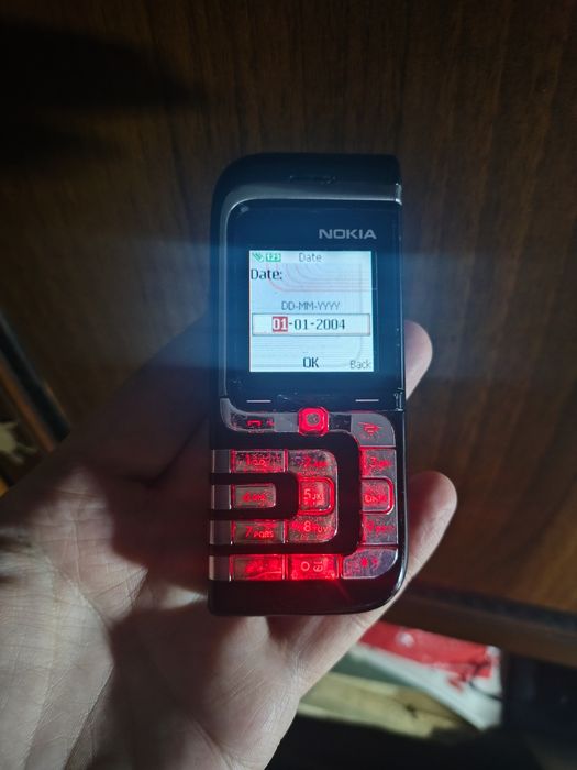 Nokia 7260 ( decodat, aproape impecabil)