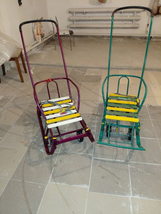 Продам детские Санки