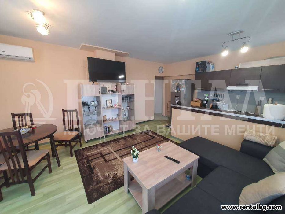 Продава се Тристаен апартамент в Пловдив, Кючук Париж - 97 кв.м за 1753 €/кв.м - Снимка #1