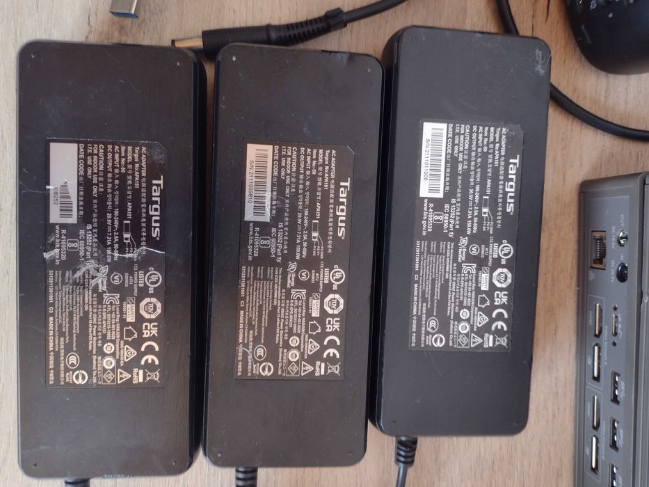 ЛОТ 3 x Targus Docking Station 100w и 2 х HP Docking station