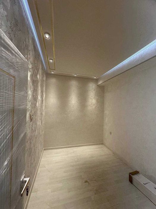 продается 2 ком квартира  Юнусабадский район1 напротив Мега Планет