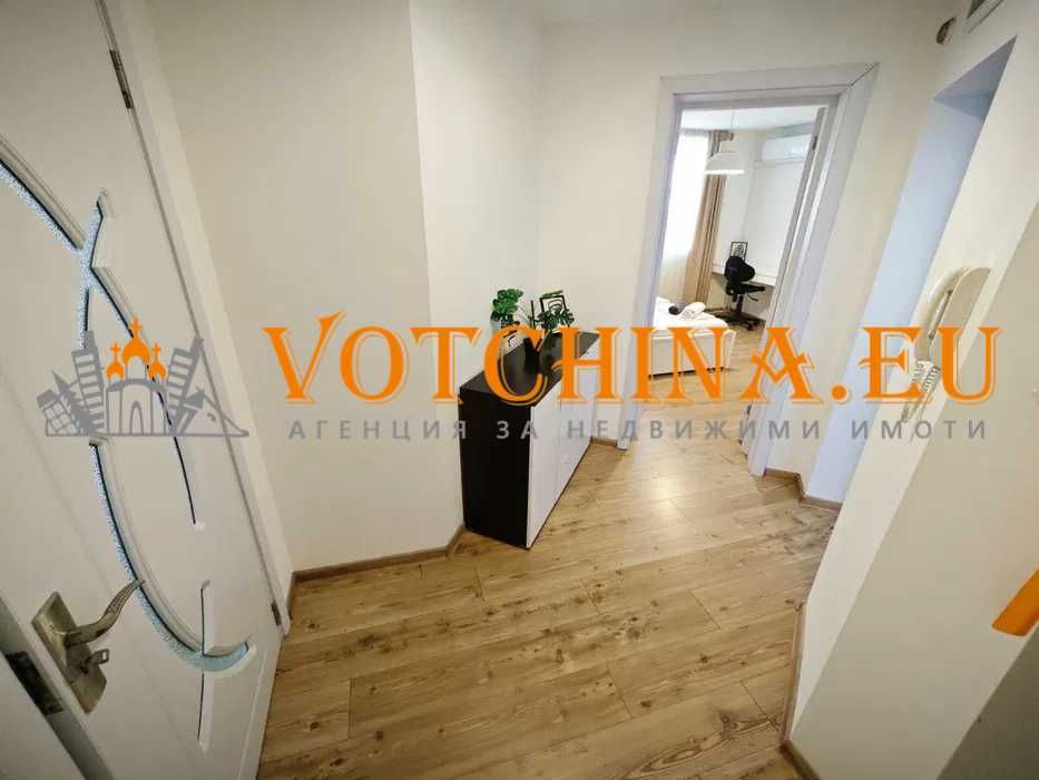 Продава се Тристаен апартамент в Варна, Христо Ботев - 120 кв.м за 1458 €/кв.м - Снимка #13