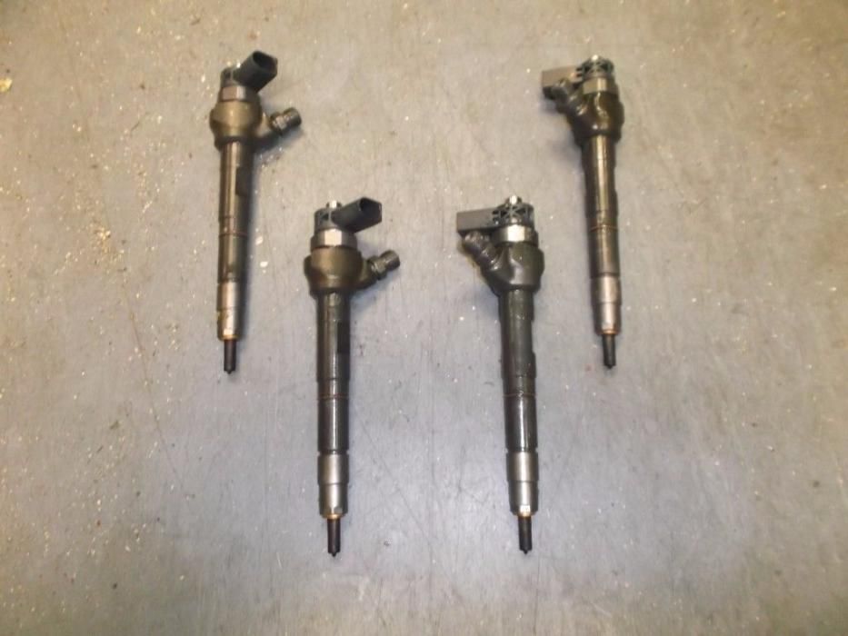 Injector Injectoare 2.0 TDI CR CFF CFH CFG CGL CJC VW Audi 03l130277J