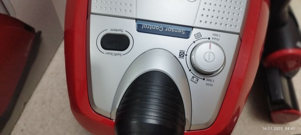 Продаётся пылесос bosch в отличном состоянии