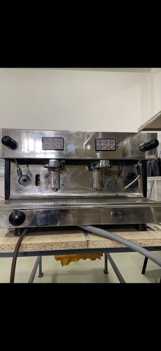 Кофемашина и кофемолка продоется