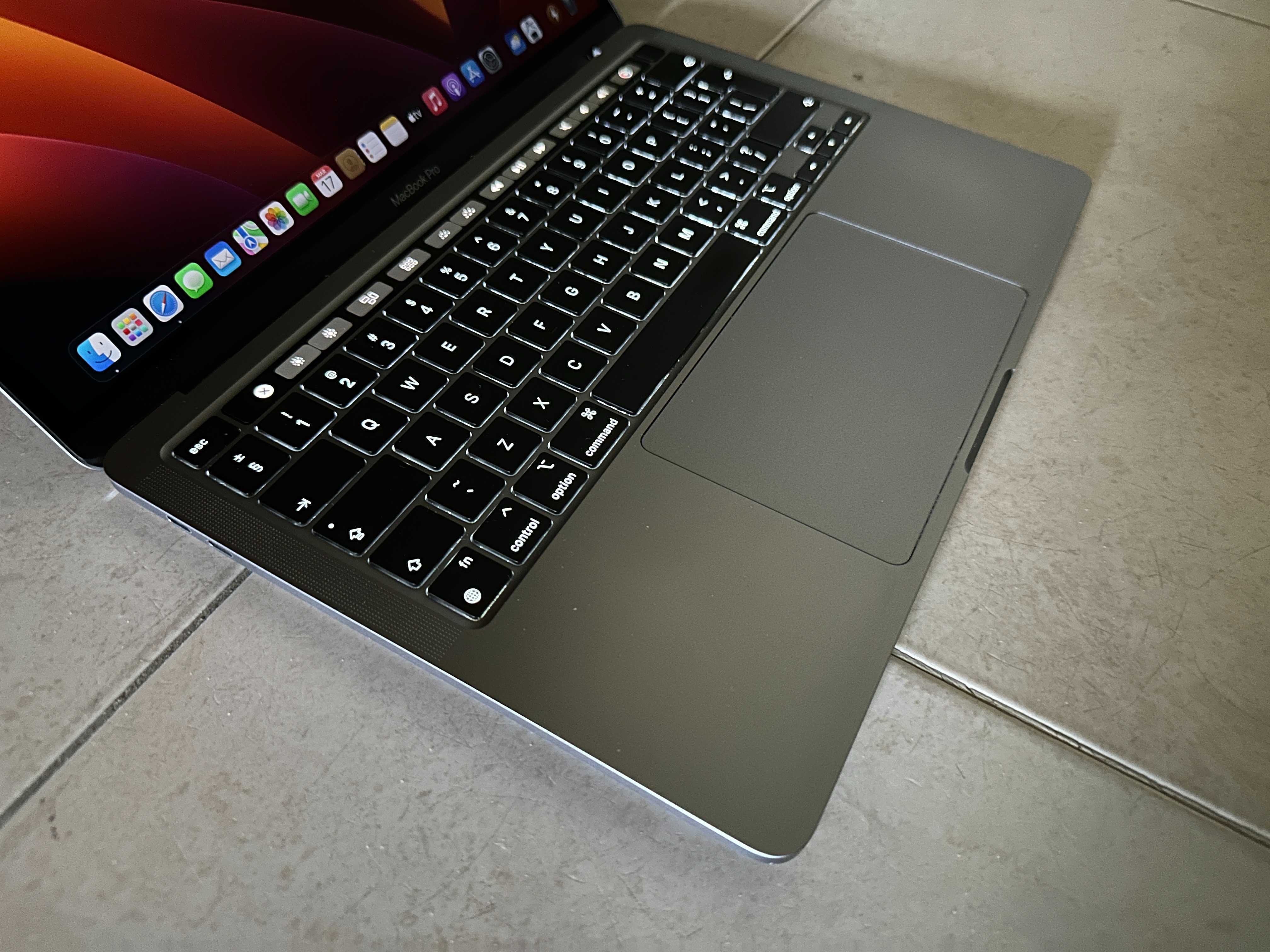 13.3' Apple MacBook Pro M1 2020 Space Grey 8GB RAM/256GB SSD/Бат 14ч.