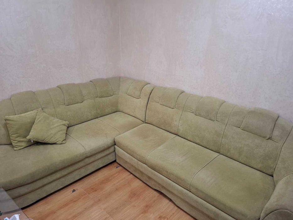 Ъглов диван претапицирани.