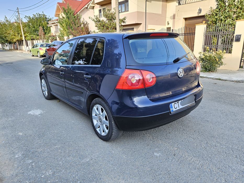 Vând Vw Golf V 1.4 16V km 232.480