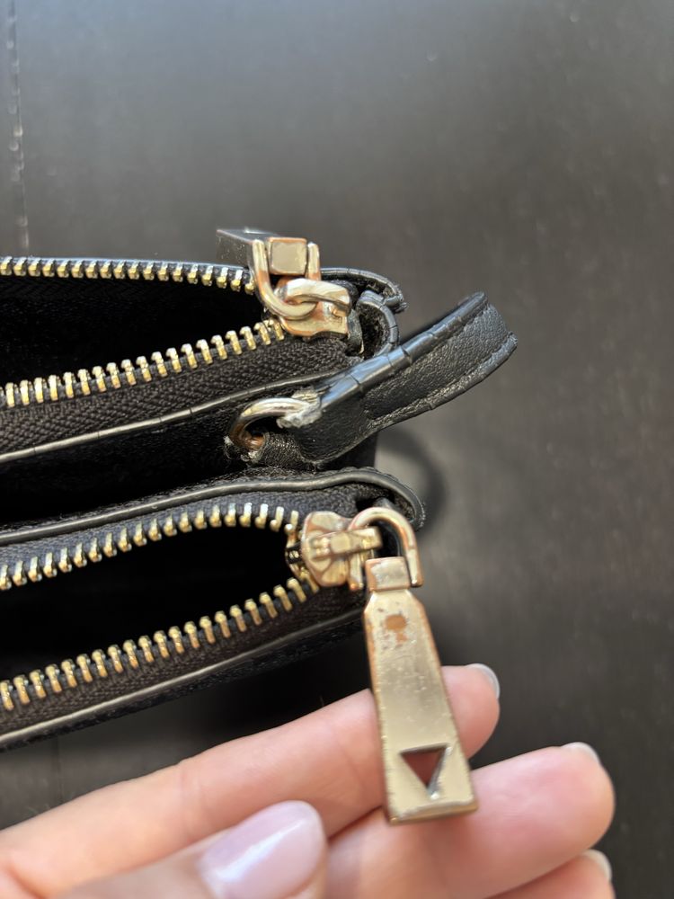 Дамска чанта Guess