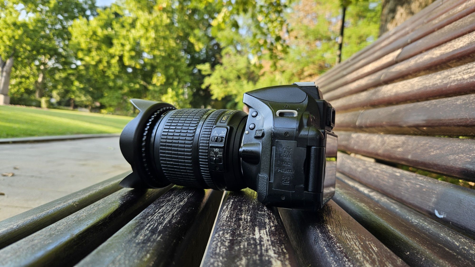 Nikon D5200, обектив 18-105mm