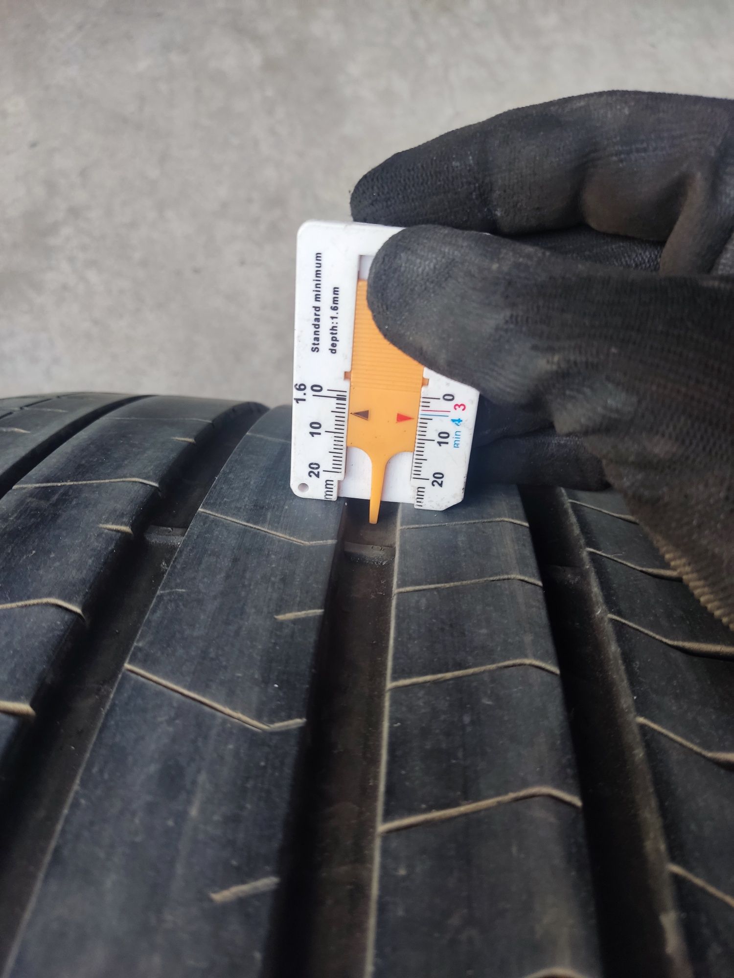 275 35 20 Pirelli P Zero 4 BMW летни