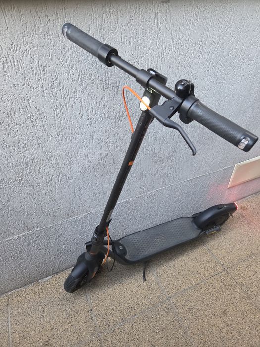 Trotineta electrica Ninebot KicKScooter F2 PRO