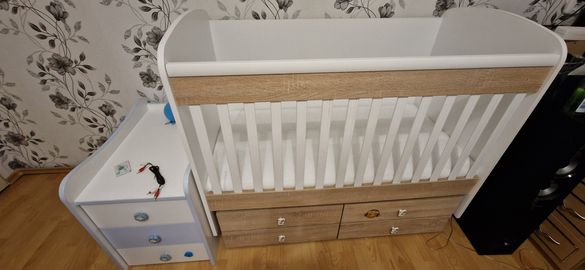Ново Детско легло с люлещ се механизъм