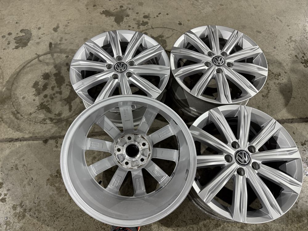 4бр. КАТО НОВИ 17” ОРИГИНАЛНИ Джанти 5x112 за -VW/VAG- 6,5Jx17H2, ET52