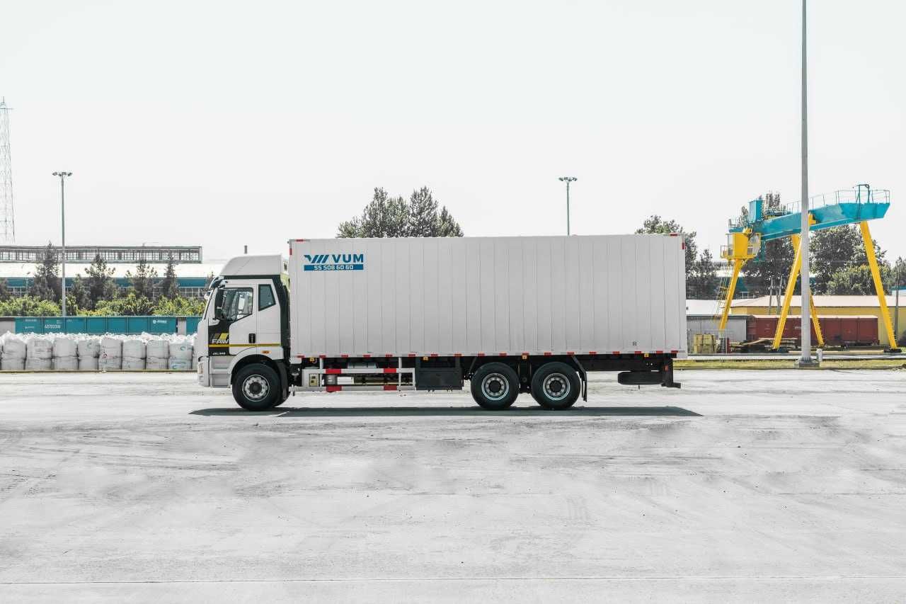 Автофургон FAW J6L 6x4 8.5м
