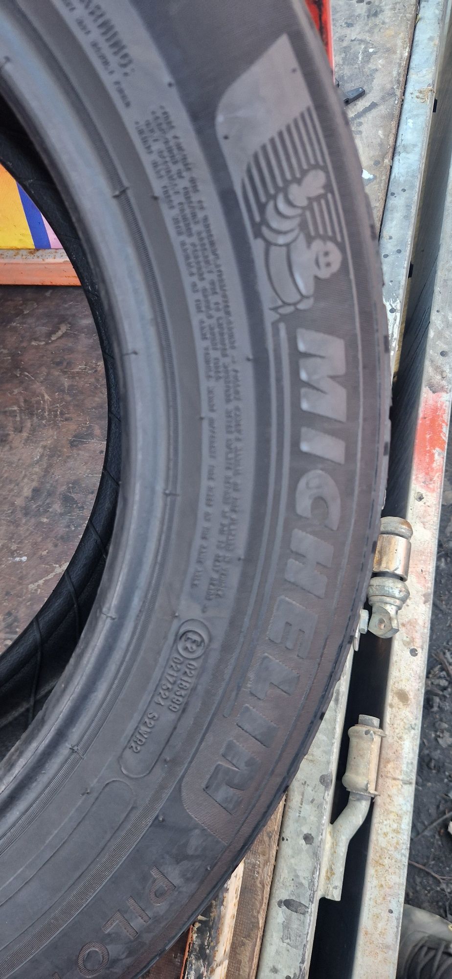 2 Anvelope Michelin 235 55 R17 M+S