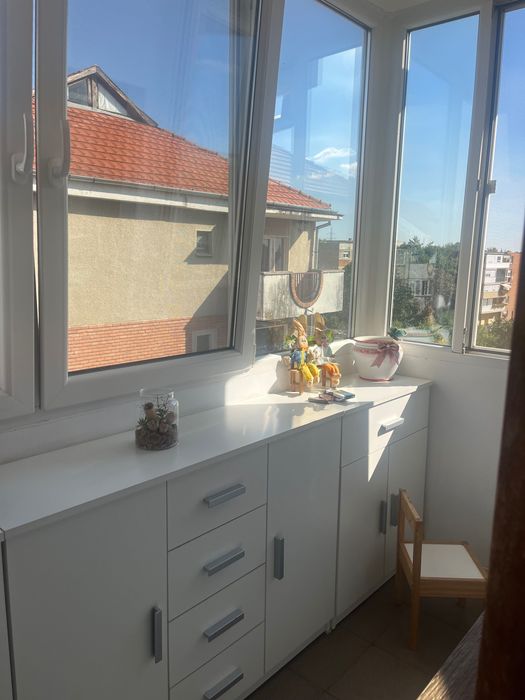 Închiriez apartament