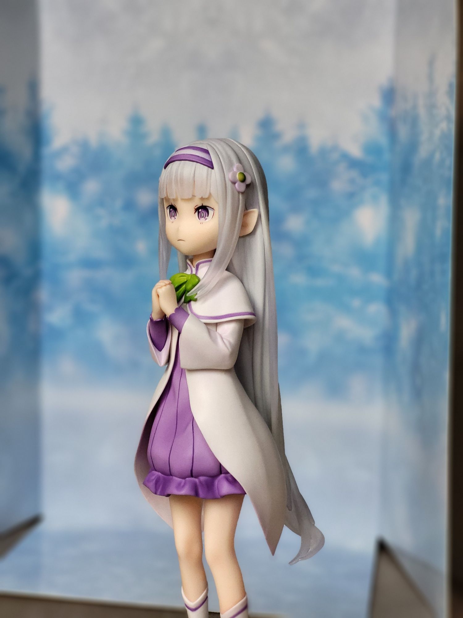 Аниме фигурка Emilia Memories of Childhood 1/7 scale