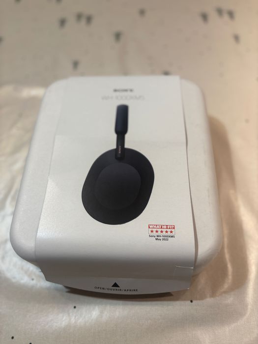 Слушалки Sony WH-1000H5