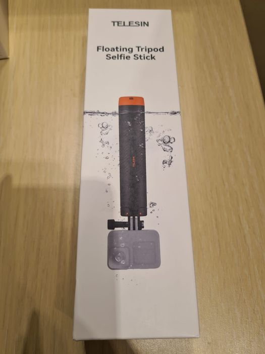 Vând camera GoPro Hero 4k si Selfie Stick