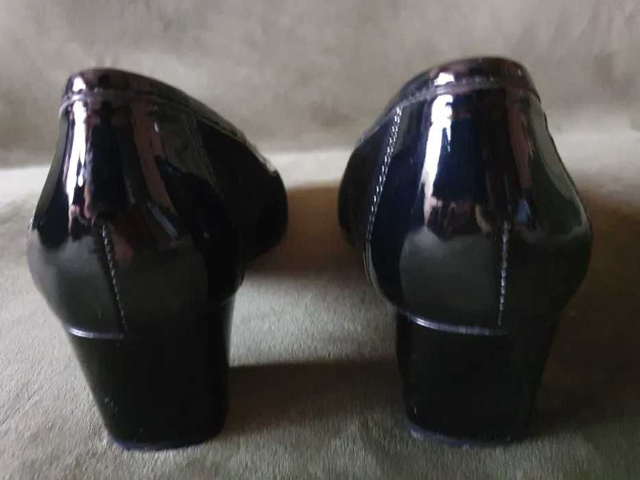 Pantofi de damă din piele naturală