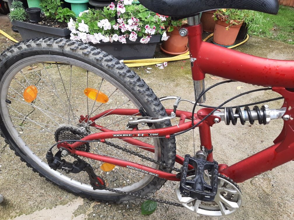 Urgent cu pret redus Mountain bike 26x1.95 DHS Instinct copii 12 +