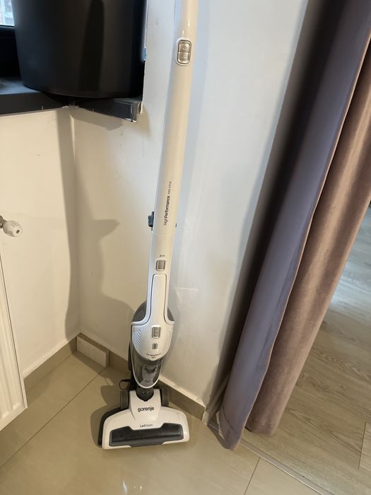 Aspirator vertical Gorenje - high performance free style cu led