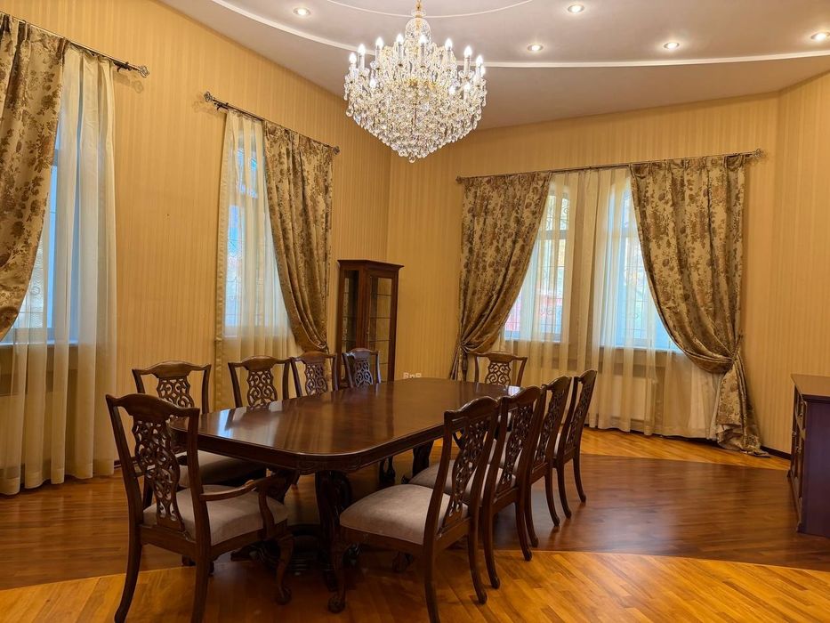 Продается Евро Дом на Центре Луначарского