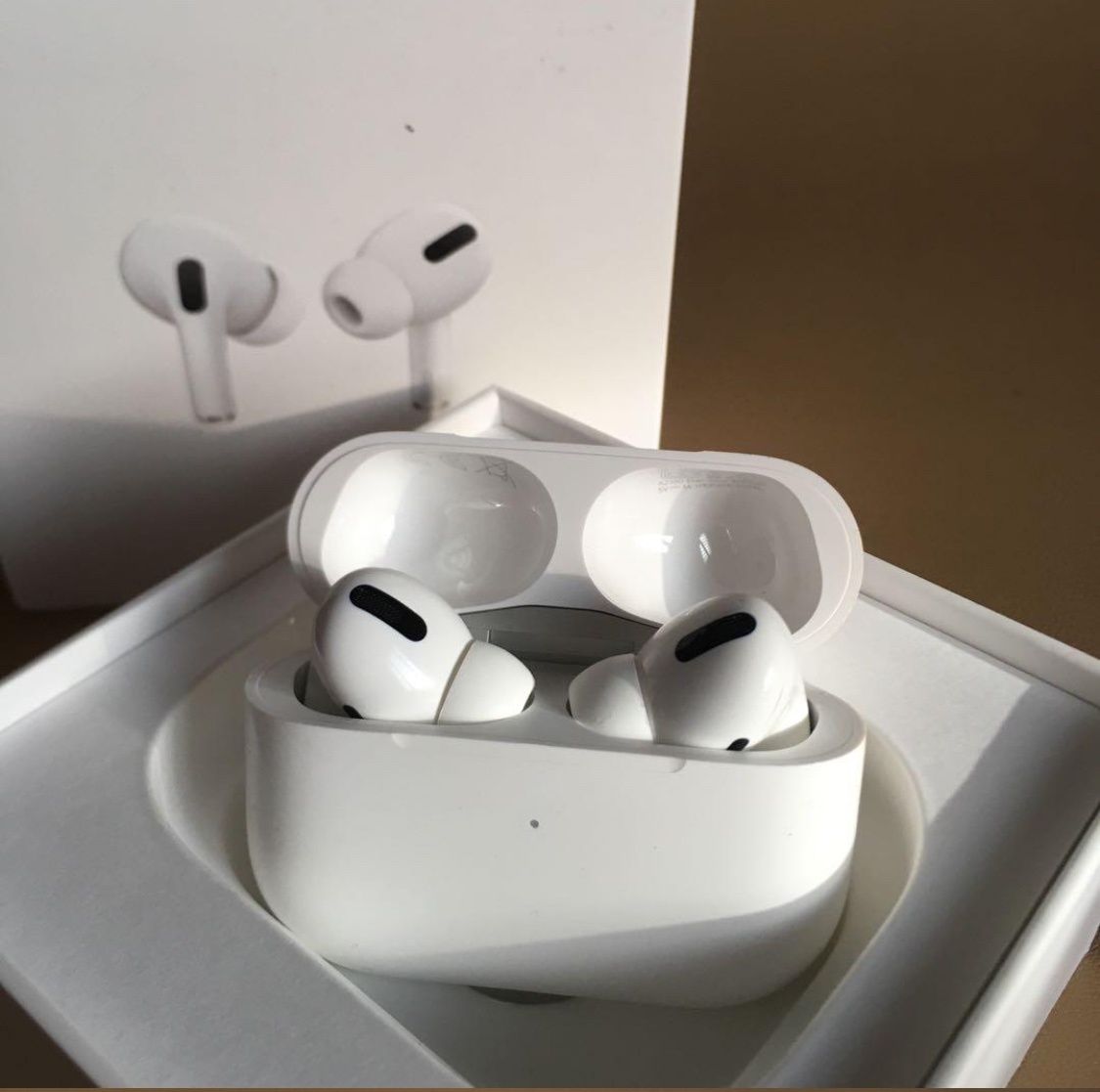 Безжични слушалки Apple - AirPods Pro 2nd Gen, бели