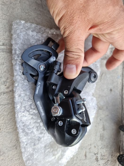 Заден дерайльор Shimano Tourney RD-TY300 6/7 скорости