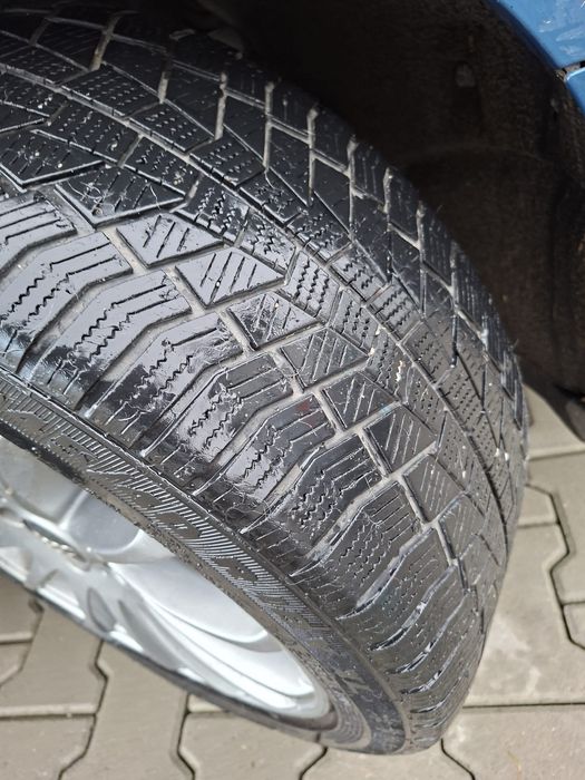 Cauciucuri 245/40/R18