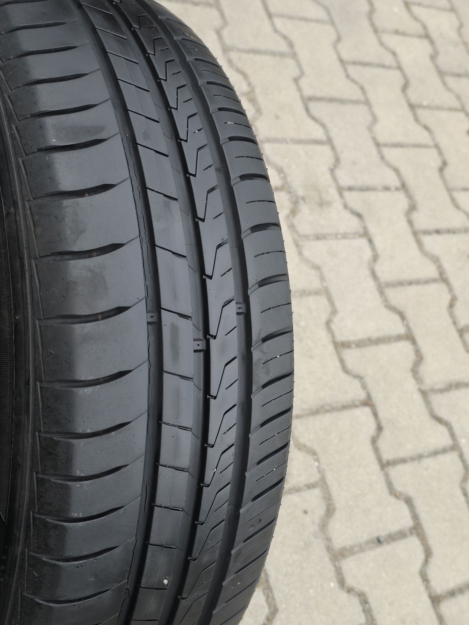 195 65 15 Hankook