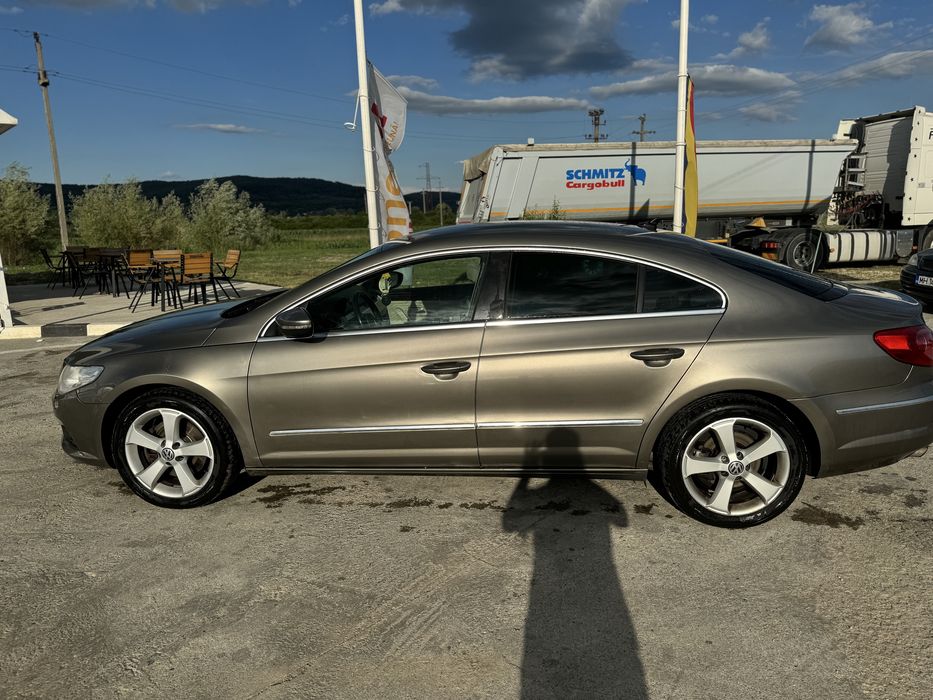 Vand passat cc 2.0 benzina 200cp