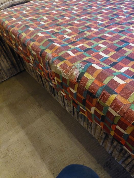 Vând coltar extensibil în stare buna