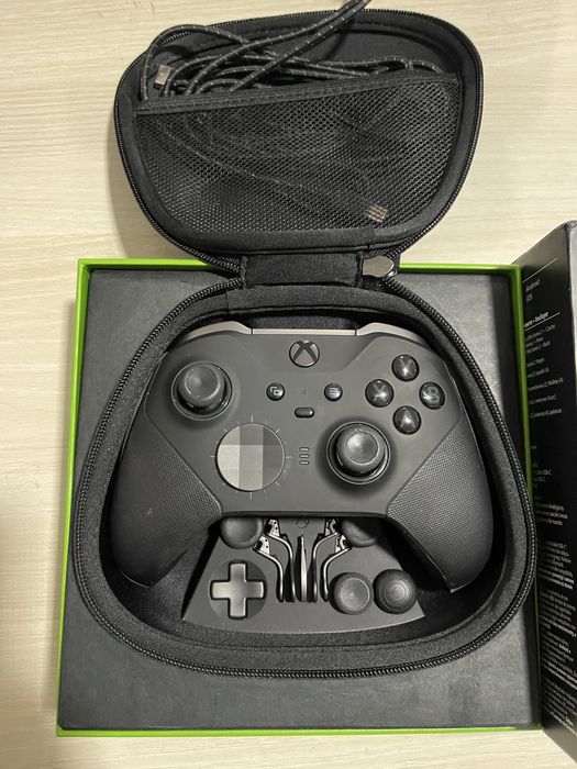 Controller XBOX Elite Seria 2, StickDrift Cateva Accesorii Lipsă