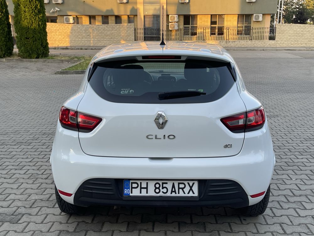 Renault Clio 4 * 1.5 DCI 90 CP * Volan Piele *