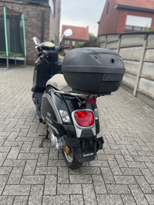 Scuter 50 cc 4t cu acte