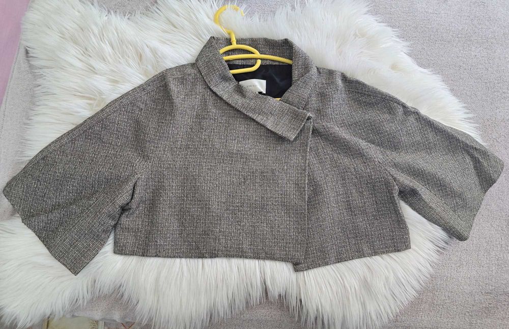 MANGO  късо сако