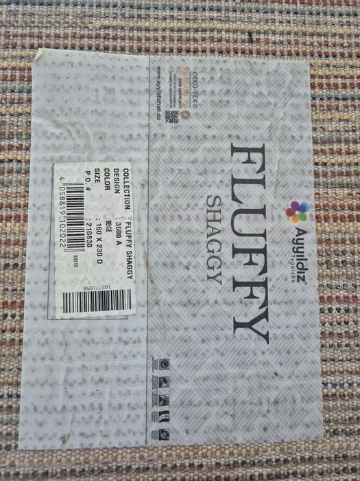 Vând covor bej Shaggy fir lung