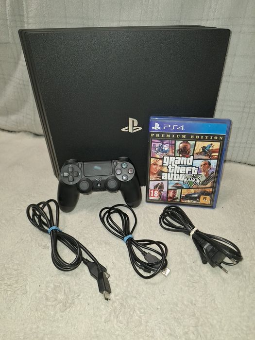 Ps4 Pro 1TB + GTA V Premium edition
