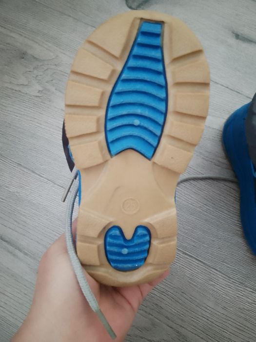 Cizmulite impermeabile marimea 25