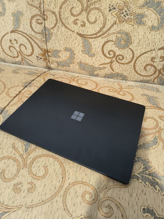 Microsoft Surface Laptop 4. 32GB 1TB