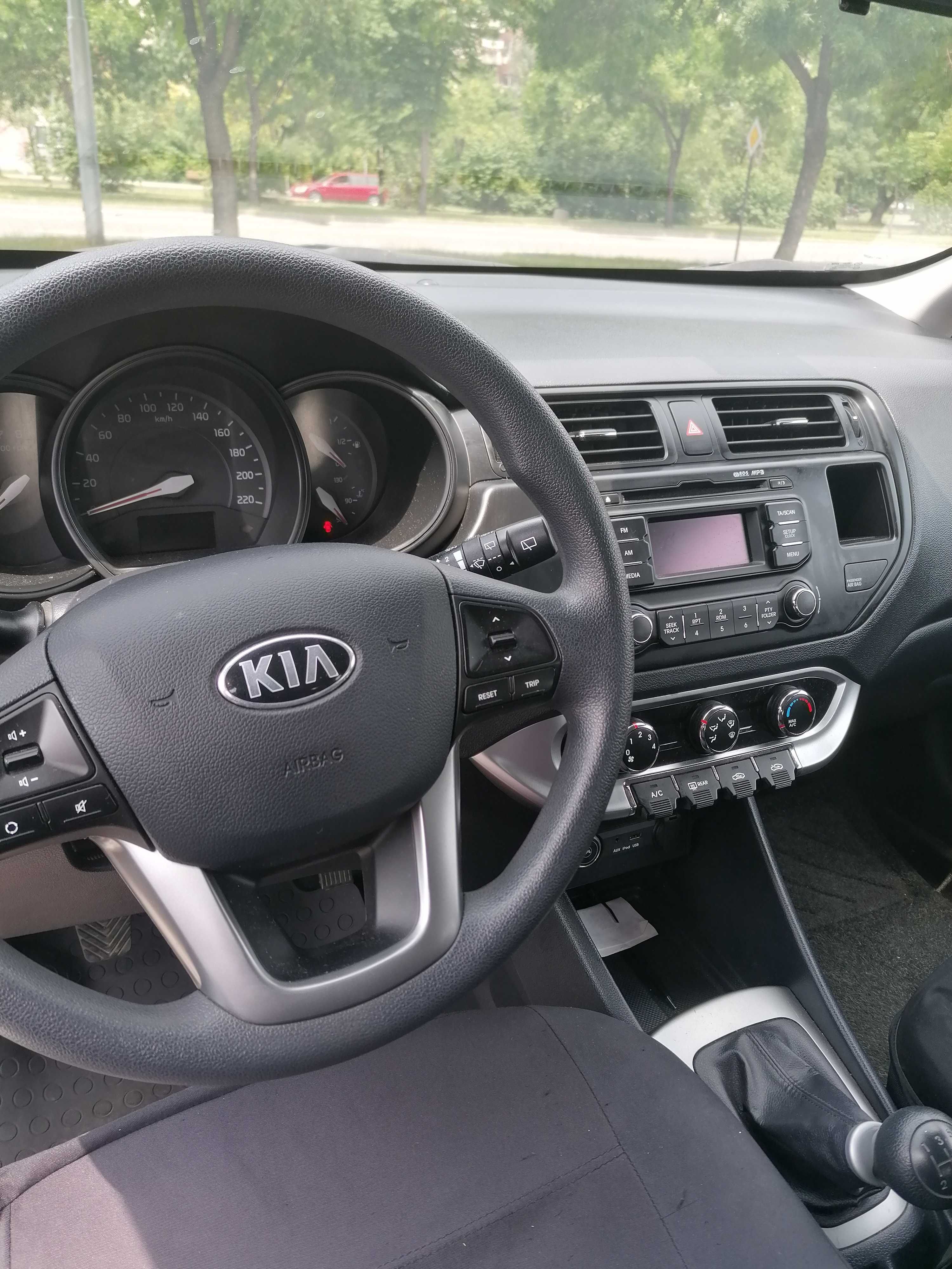Kia Rio Бензин/Автогаз